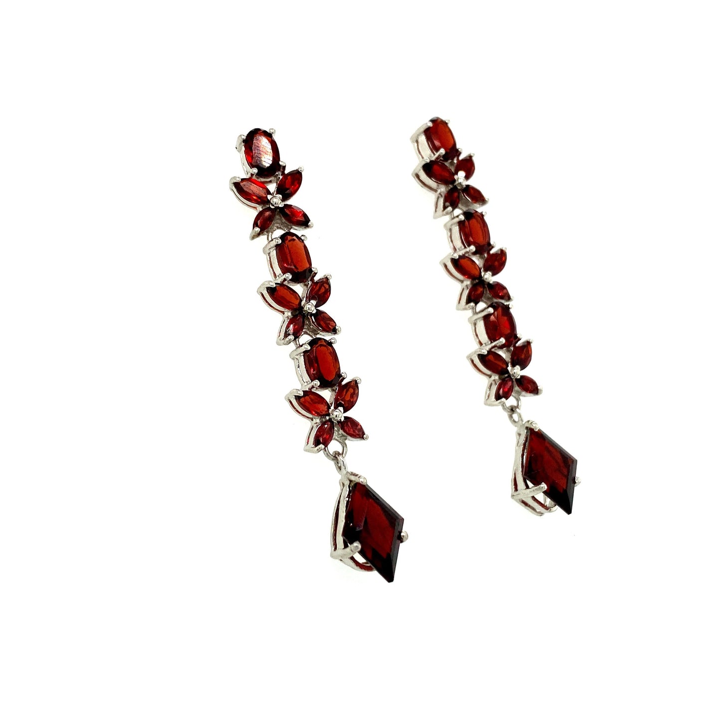 Garnet Earring in .925 Sterling Silver - KST 52226