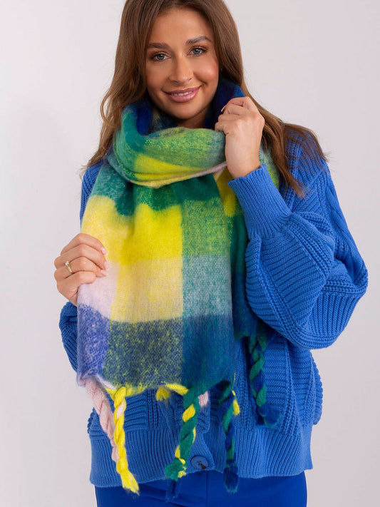 Shawl model 191706 AT-0